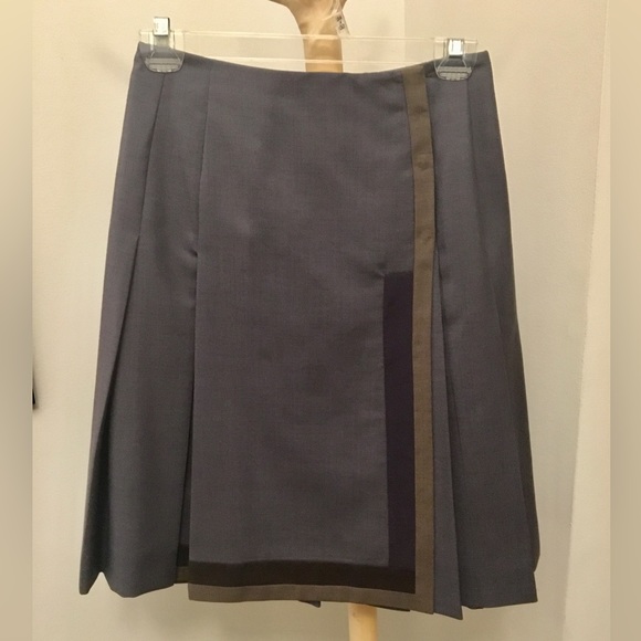 Prada pleated skirt - Picture 5 of 7